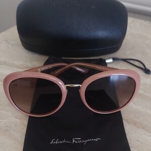 Salvatore Ferragamo Womans Sunglasses